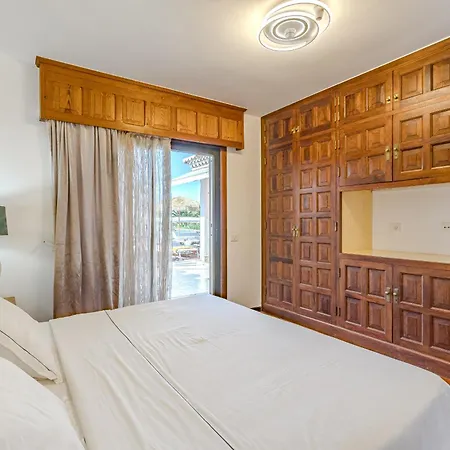 4bed Private Pool En Los Cristianos Villa